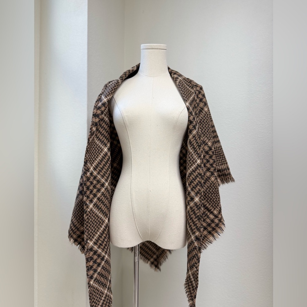Vintage John Meyer Brown and Black Plaid Shawl Poncho Women’s OS